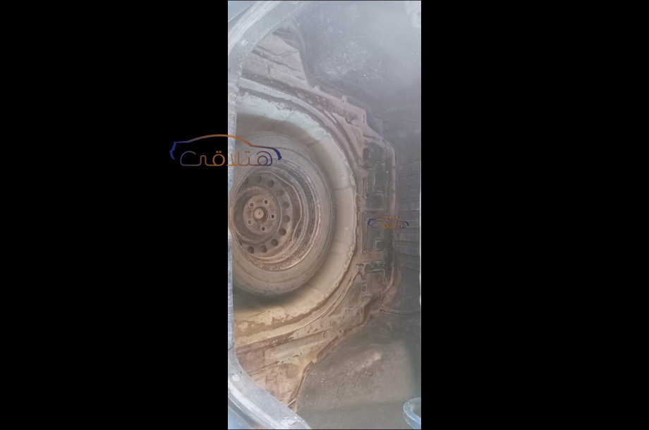 Elantra MD Hyundai White