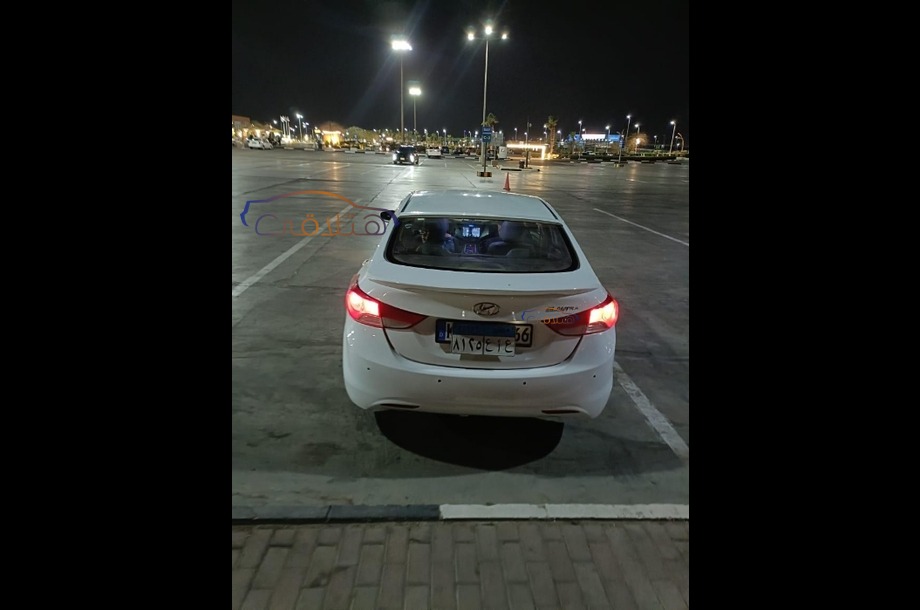Elantra MD Hyundai White