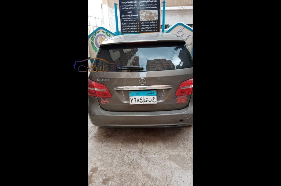 B 200 Mercedes بني
