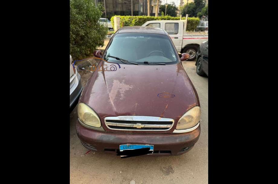 Lanos Chevrolet احمر غامق