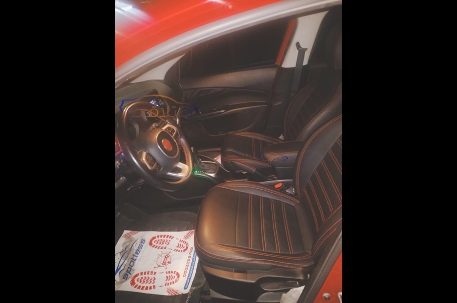 Tipo Fiat Dark red
