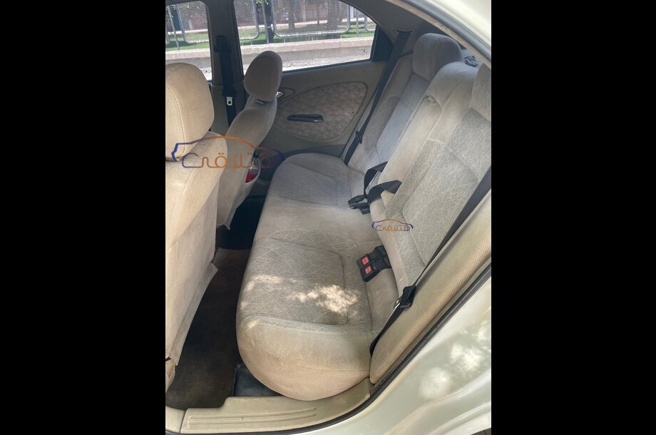 Nubira 2 Daewoo White