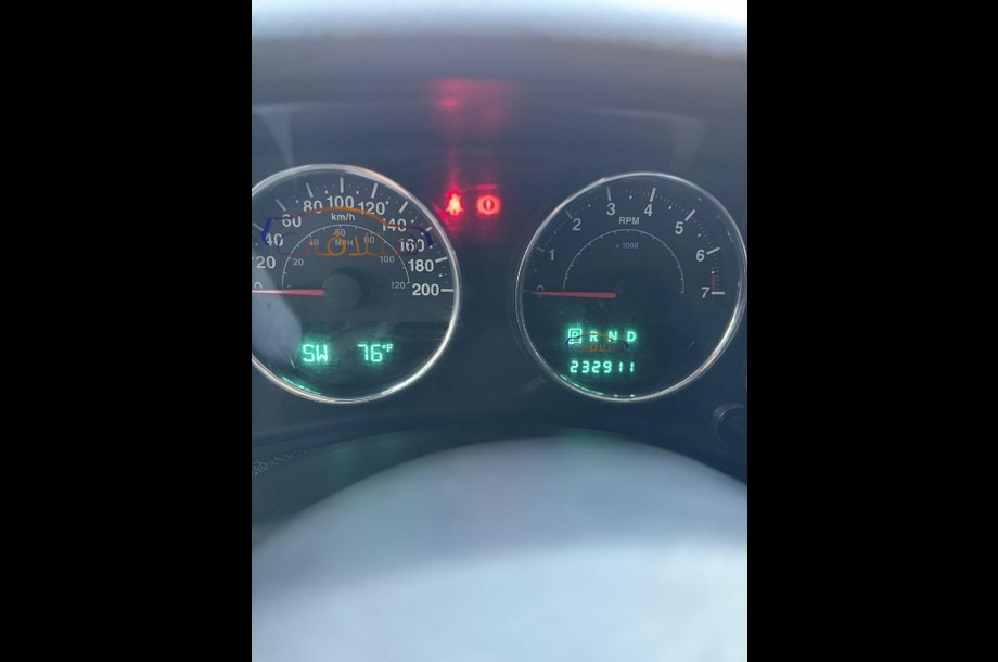 Wrangler Jeep أسود