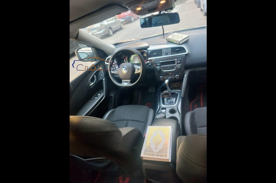 Kadjar Renault بني