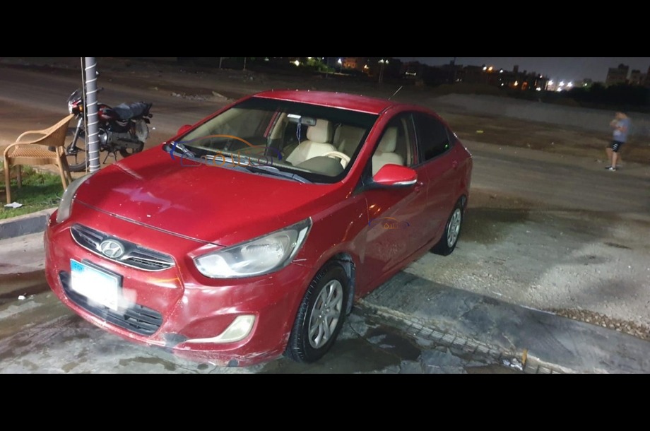 Accent RB Hyundai Red