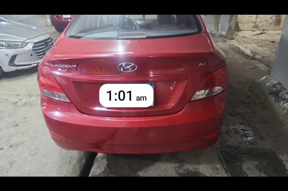 Accent RB Hyundai Red