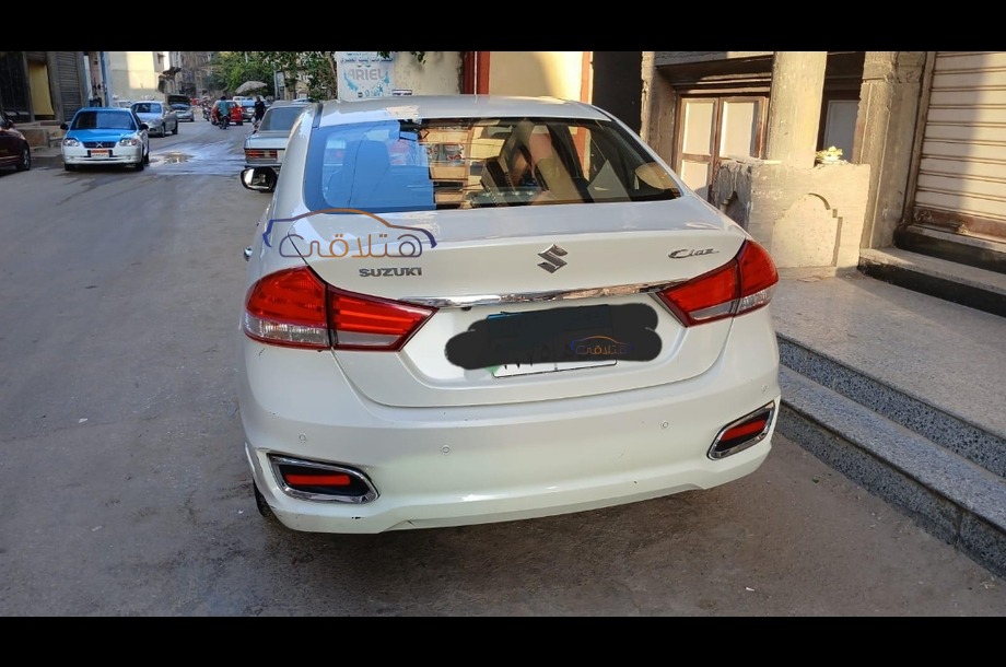 Ciaz Suzuki أبيض