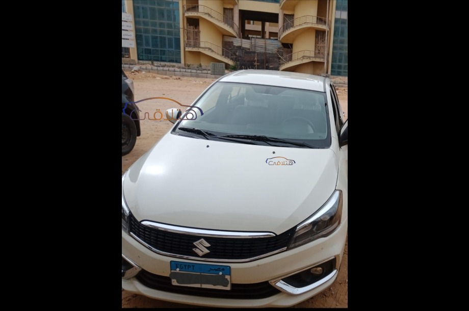 Ciaz Suzuki أبيض