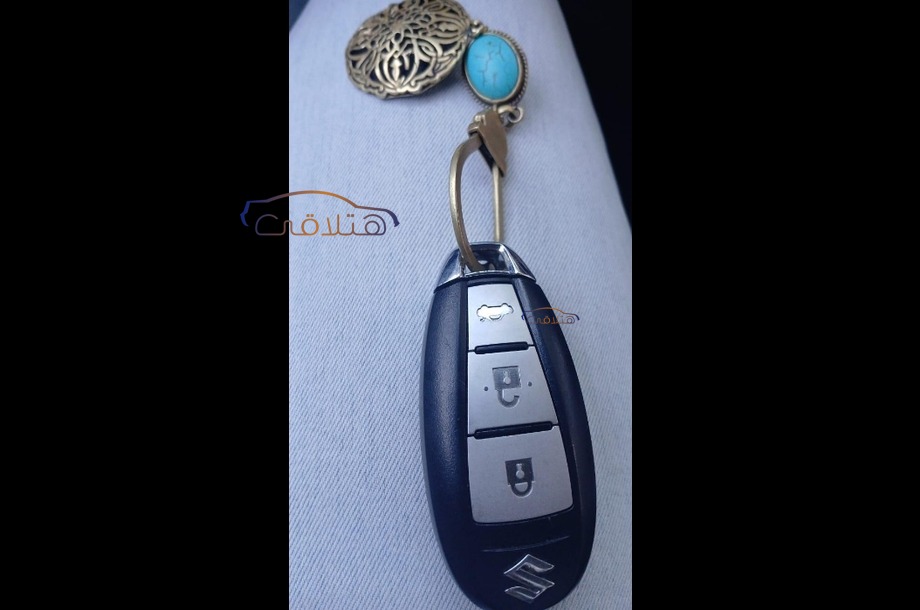 Ciaz Suzuki أبيض