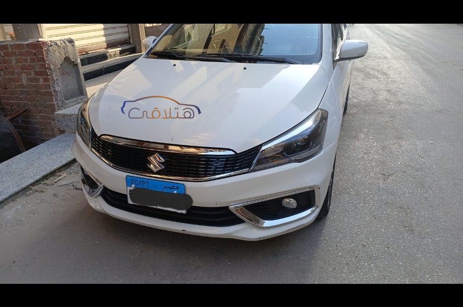 Ciaz Suzuki أبيض