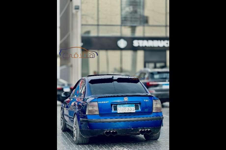 Passat Volkswagen Blue