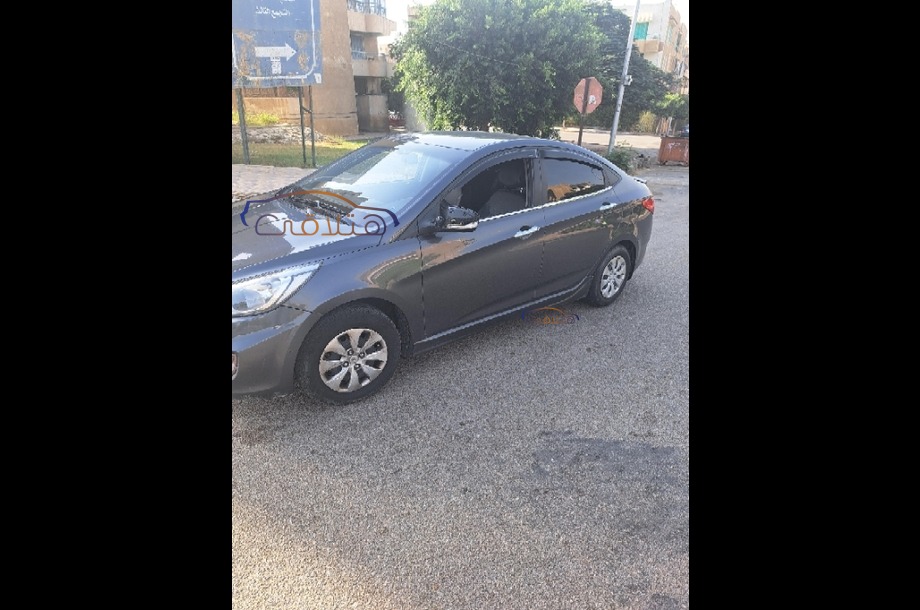 Accent RB Hyundai Silver