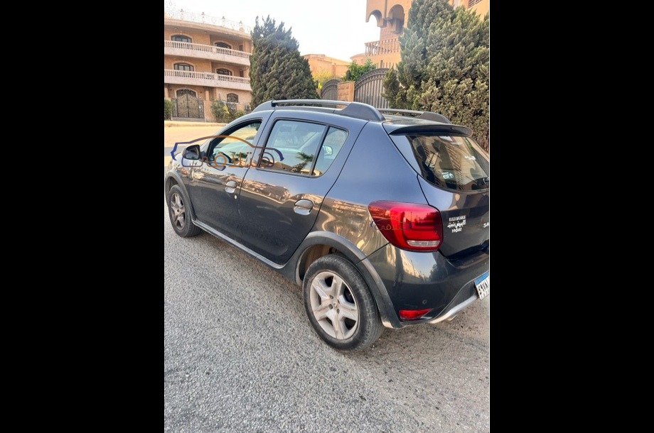 Sandero Step Way Renault باذنجاني
