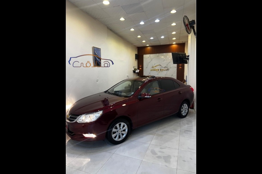 Optra Chevrolet احمر غامق