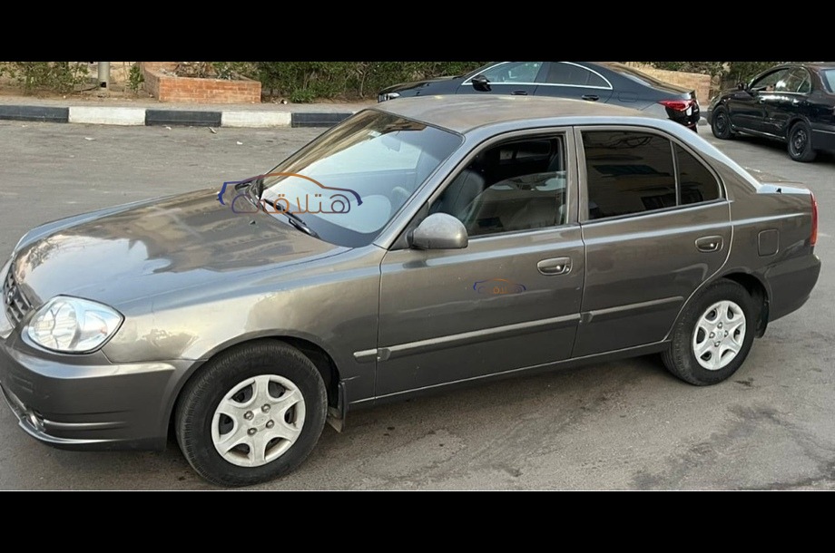 Verna Hyundai Silver