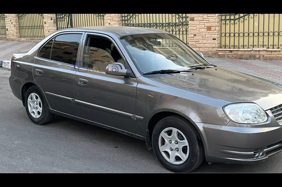 Verna Hyundai Silver