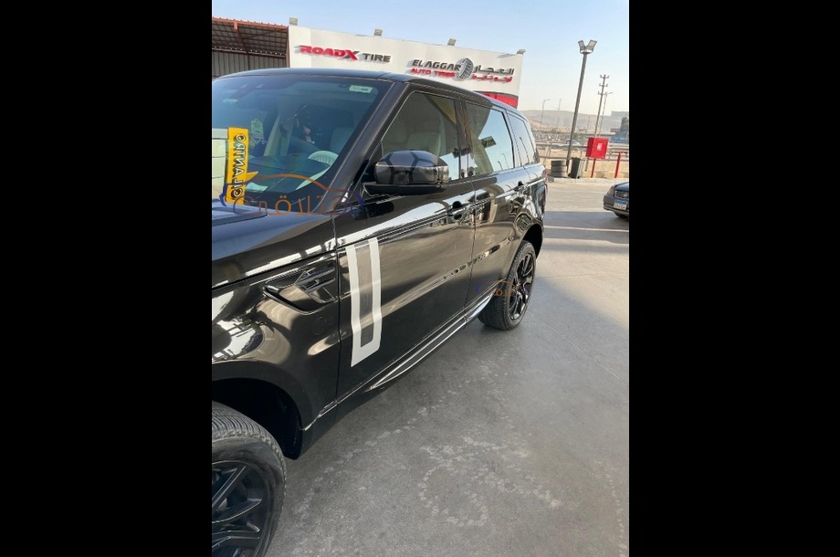 Sport Land Rover Black