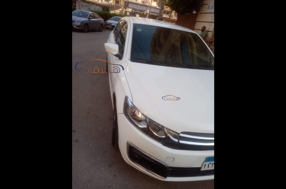 C Elysee Citroën أبيض