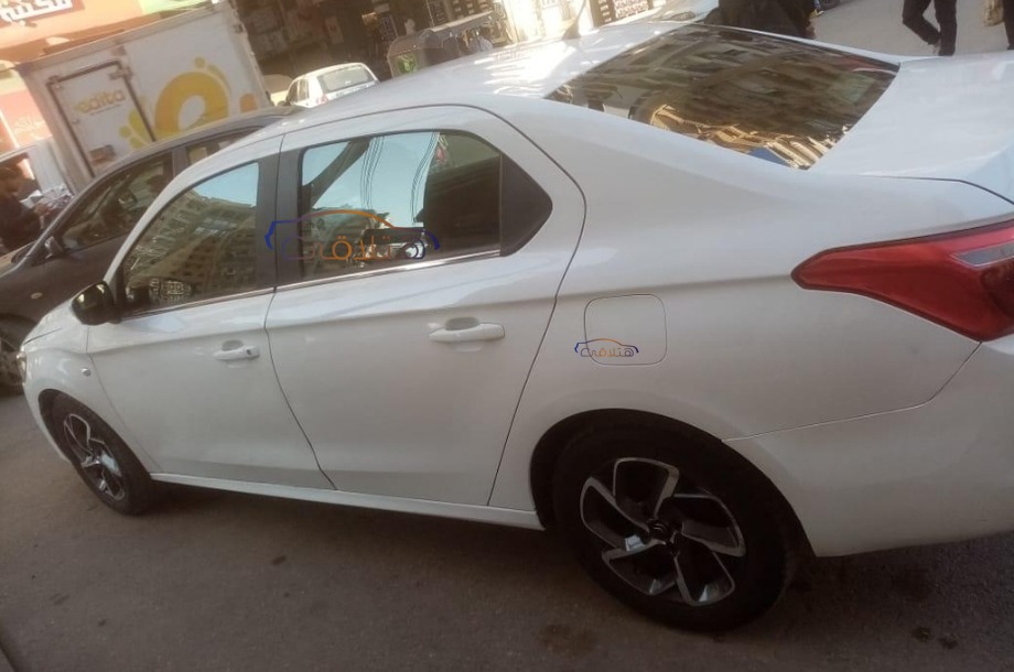 C Elysee Citroën أبيض