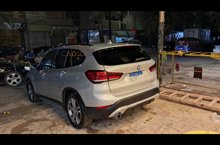 X1 BMW فضي