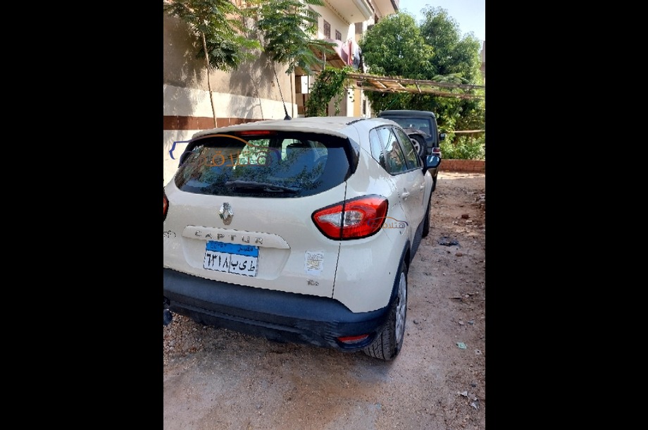 Captur Renault White