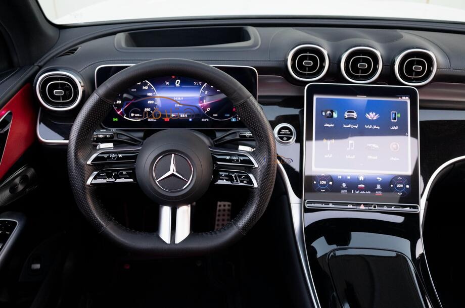 GLC 300 Mercedes White