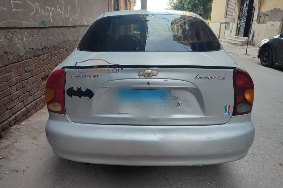 Lanos Chevrolet فضي