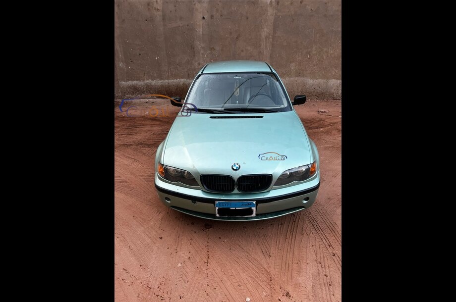 318 BMW فضي