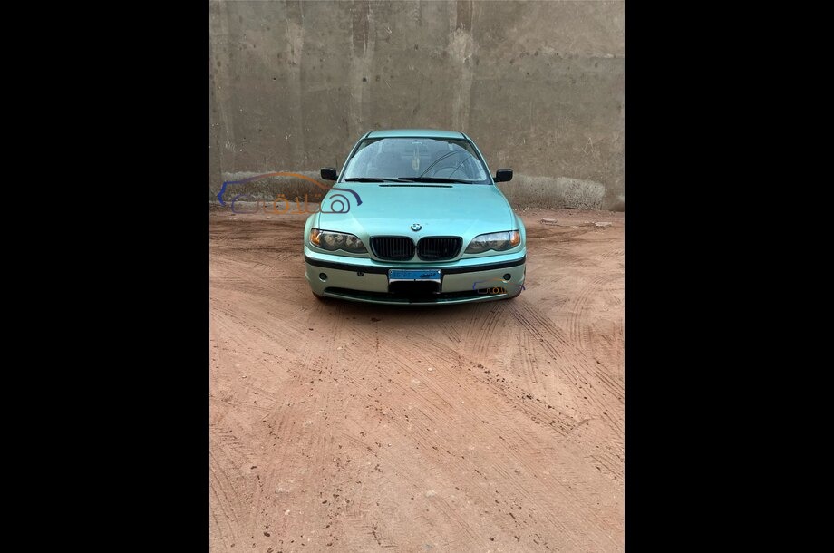 318 BMW فضي