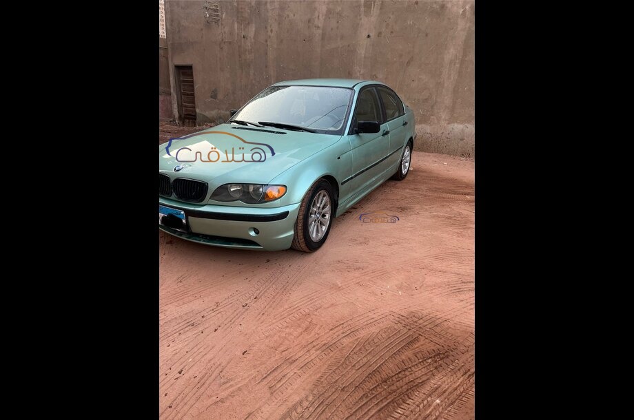 318 BMW فضي