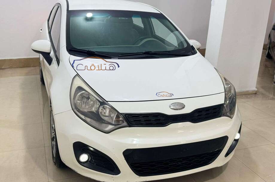 Rio Kia White