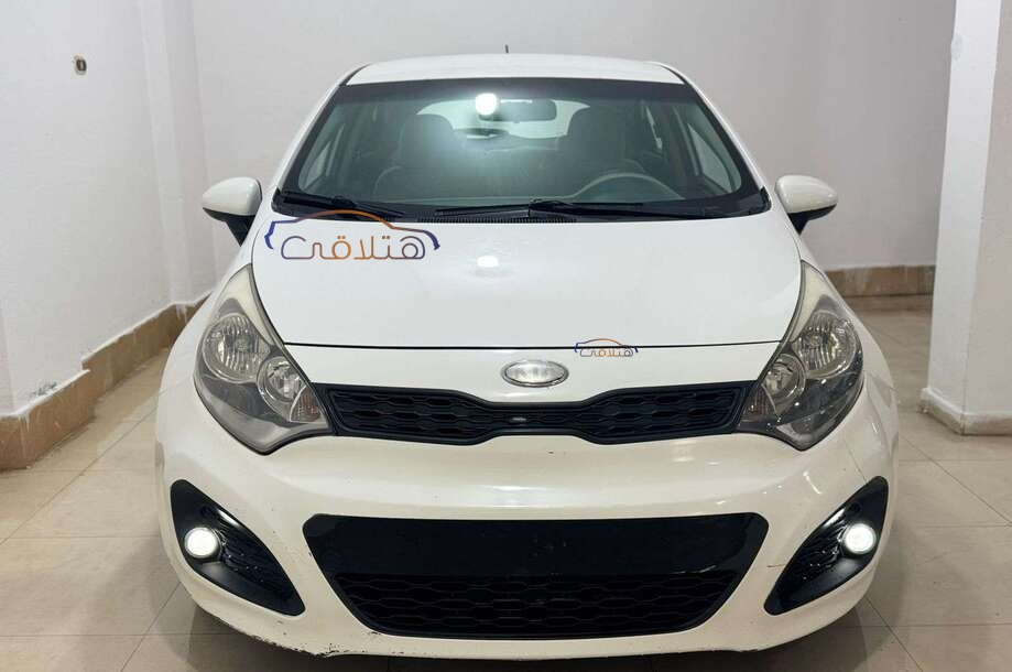 Rio Kia White