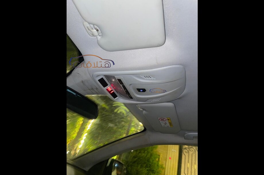 Grandland Opel White