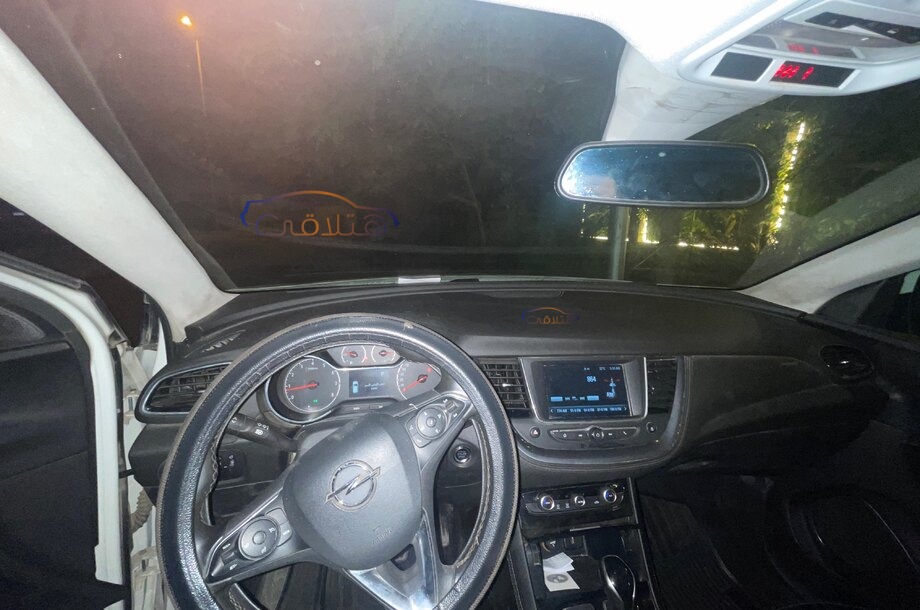 Grandland Opel White