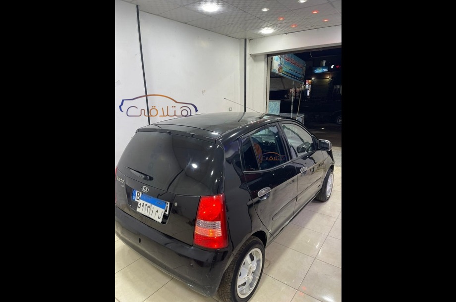 Picanto Kia أسود