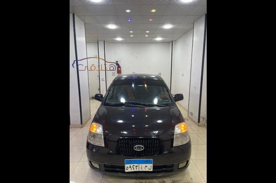 Picanto Kia أسود