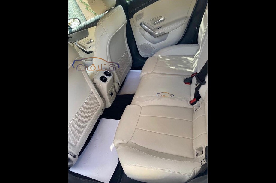 CLA 200 Mercedes أبيض