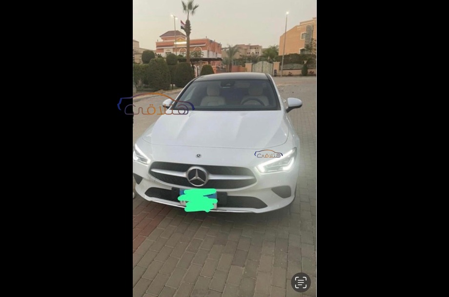 CLA 200 Mercedes أبيض