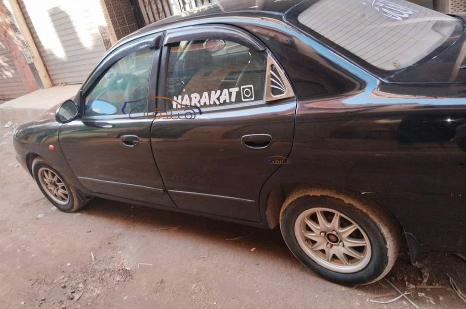 Nubira 2 Daewoo أسود