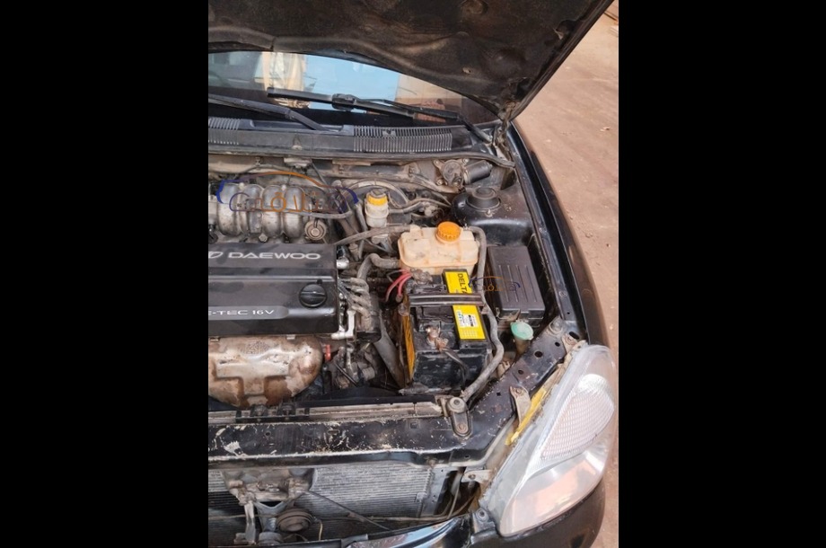 Nubira 2 Daewoo أسود