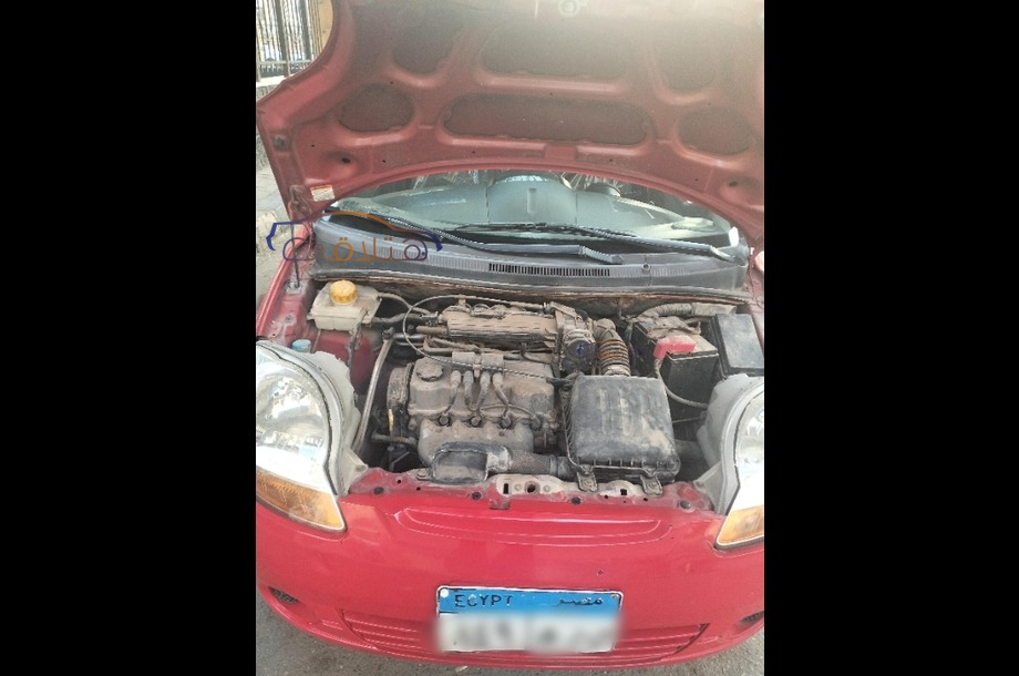 Spark Chevrolet احمر