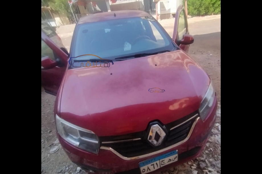 Logan Renault احمر