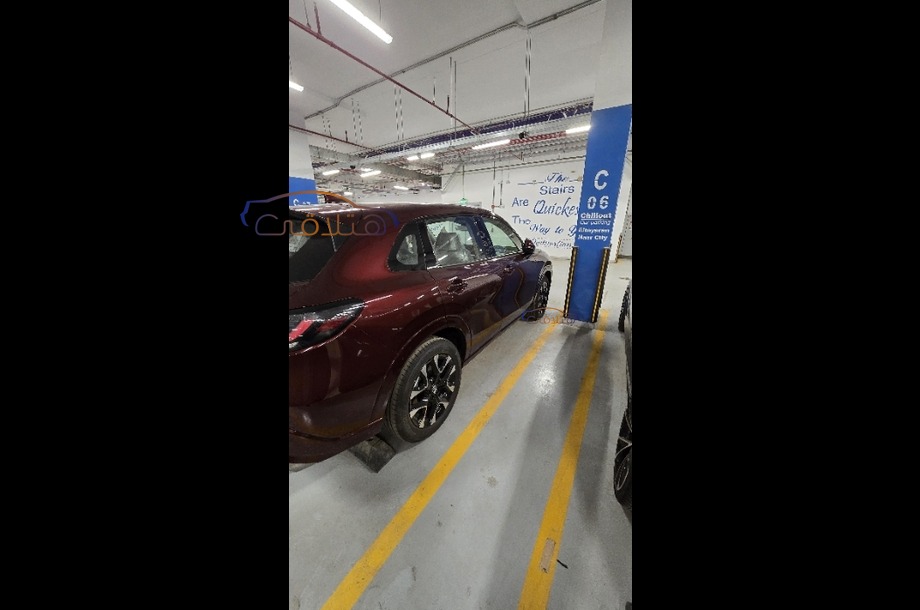 ZRV Honda احمر غامق