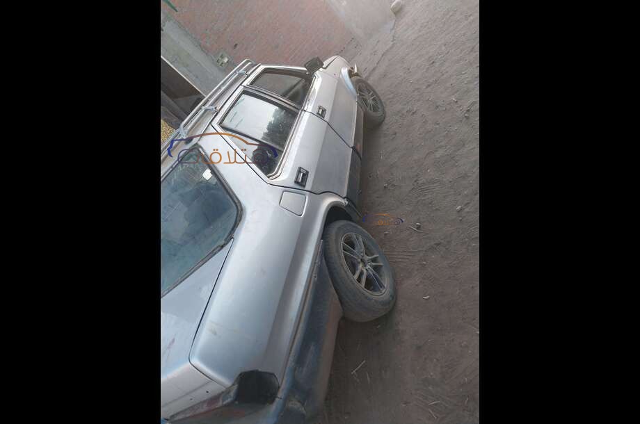 Regata Fiat رمادي