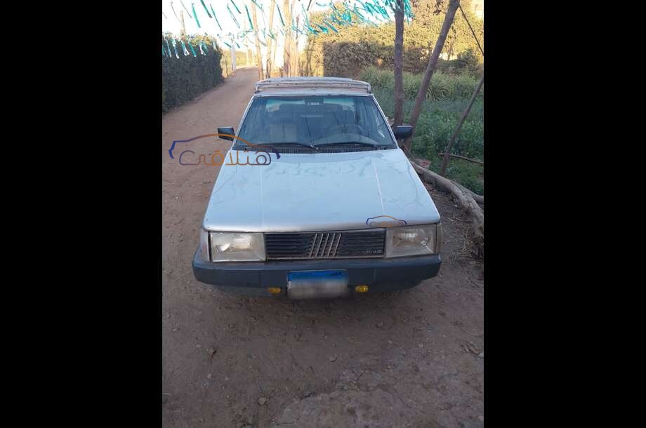 Regata Fiat رمادي