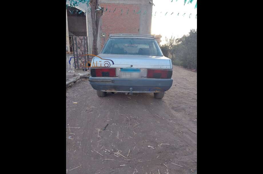 Regata Fiat رمادي