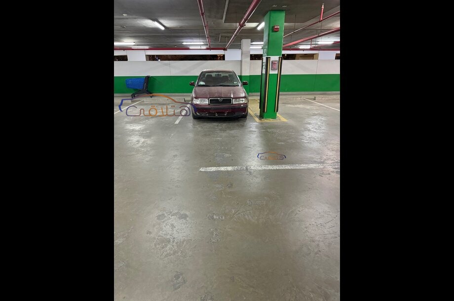 Octavia A4 Skoda Dark red