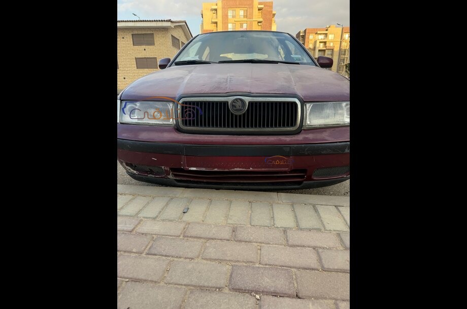 Octavia A4 Skoda Dark red