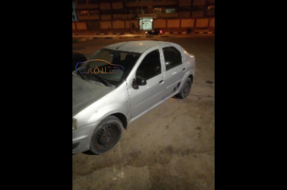 Logan Renault فضي