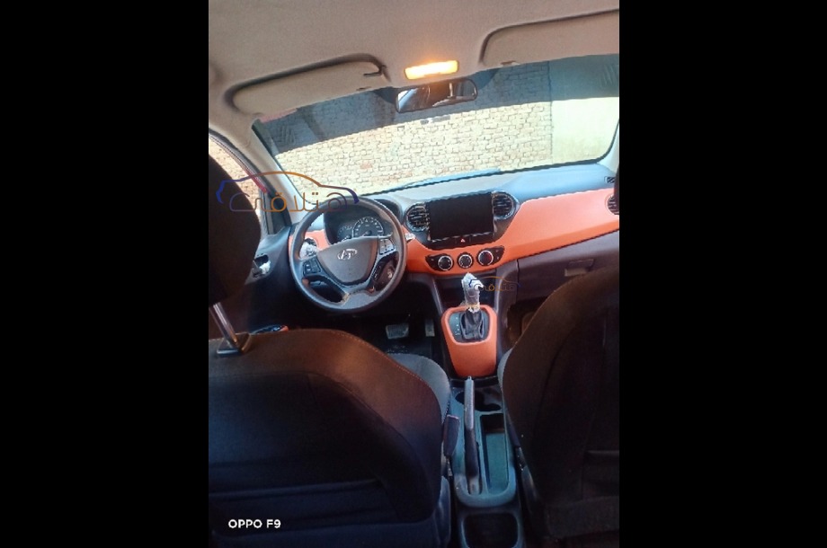 Grand i10 Hyundai Red